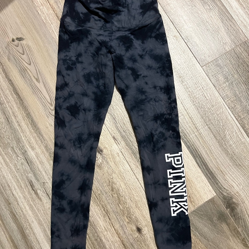 PINK Victoria's Secret Black Tie-Dye Leggings